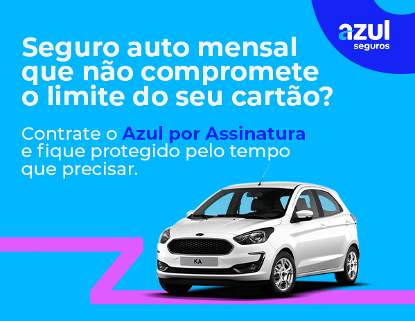 Foto com veículos off-road com rodas grandes e suspensão alta com uma bela moça com sorriso com calça e coton azul e blusa e tênis amarelo para indicar as opções de seguro auto por assinatura.